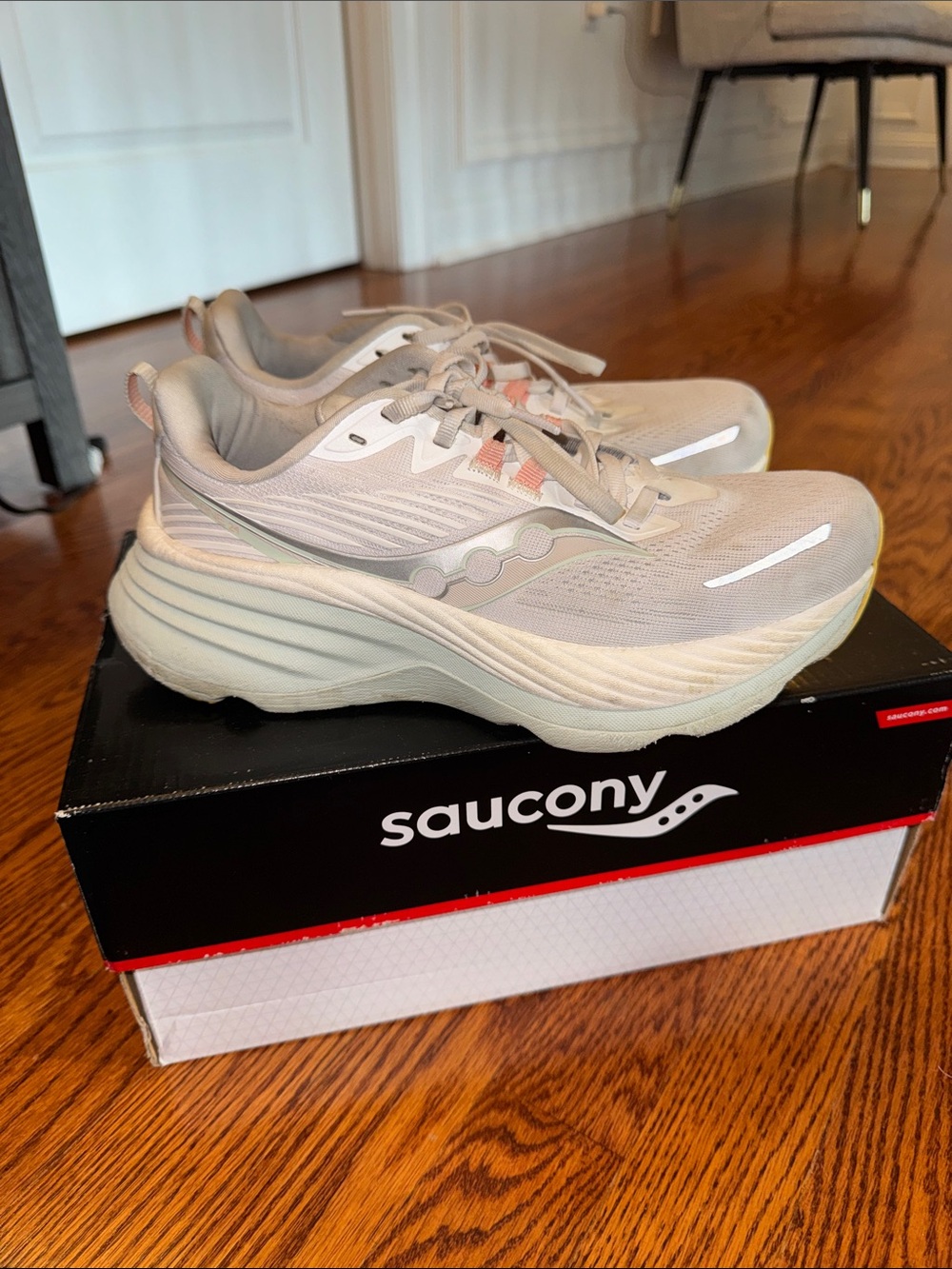 Saucony Women's Running Shoes — Hurricane 24